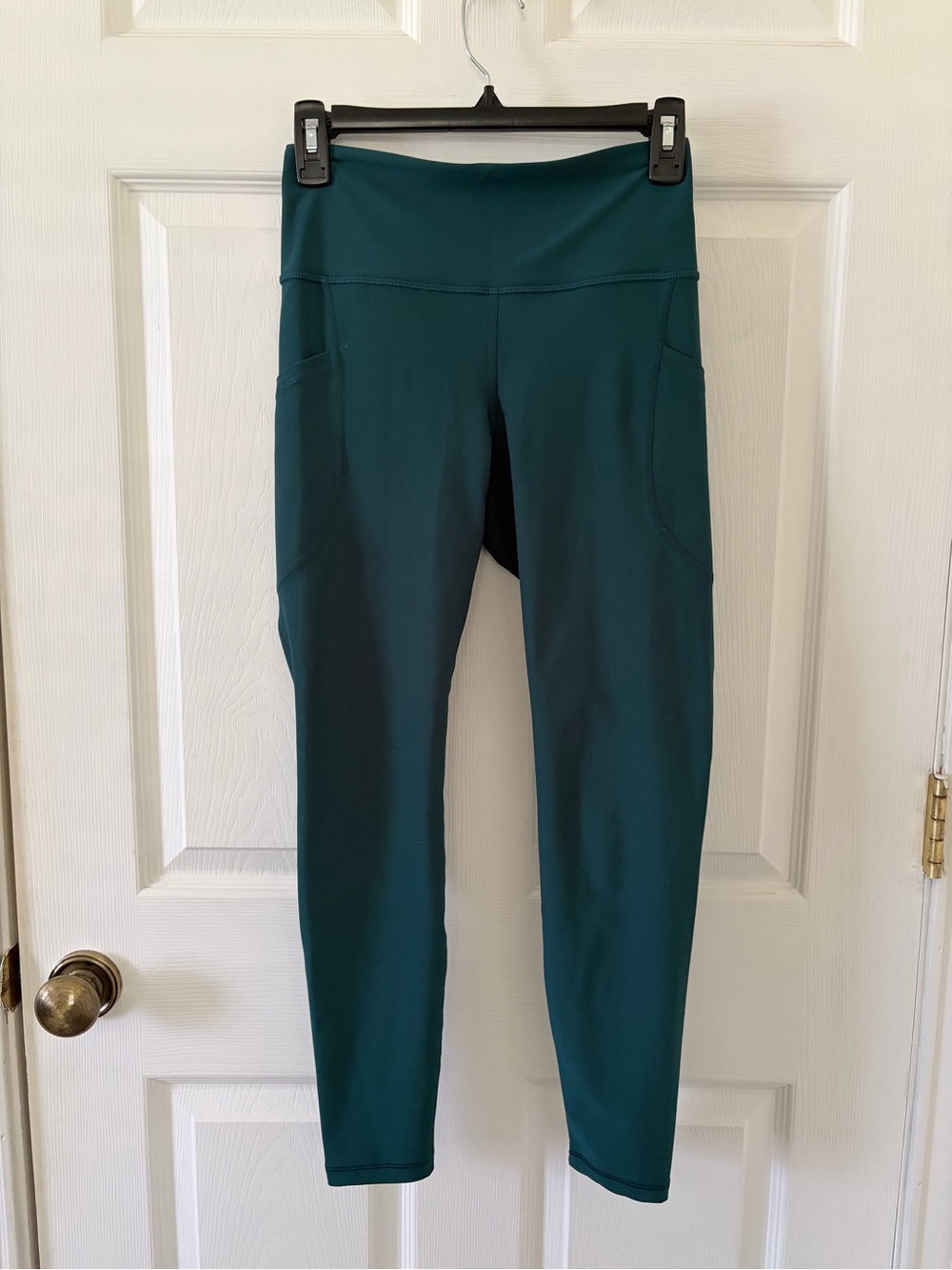 Old Navy Active Powersoft High-Rise Green Leggings with Side Pockets